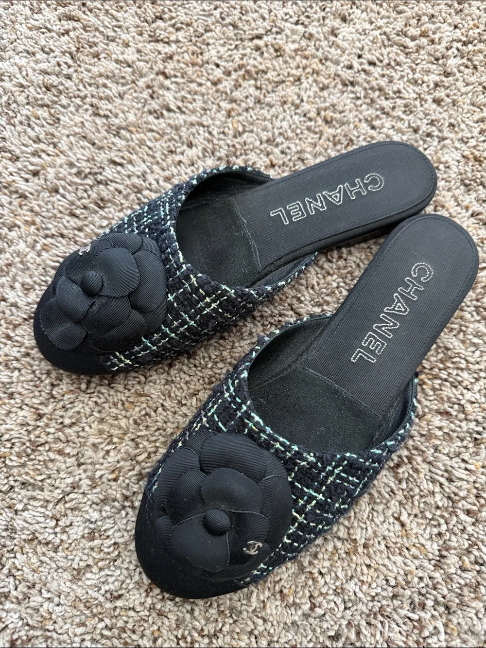 CHANEL Black Tweed Camellia Mule Slides - Picture 2 of 4
